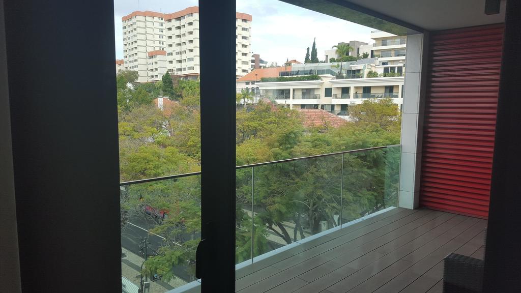 Astro Madeira Apartments Фуншал Екстериор снимка